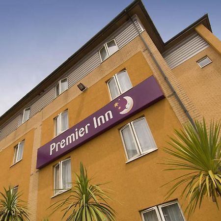 Premier Inn London Croydon West - Purley A23 ภายนอก รูปภาพ
