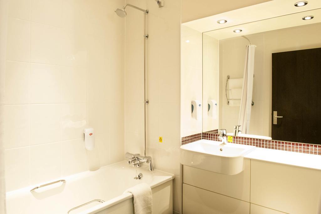 Premier Inn London Croydon West - Purley A23 ห้อง รูปภาพ