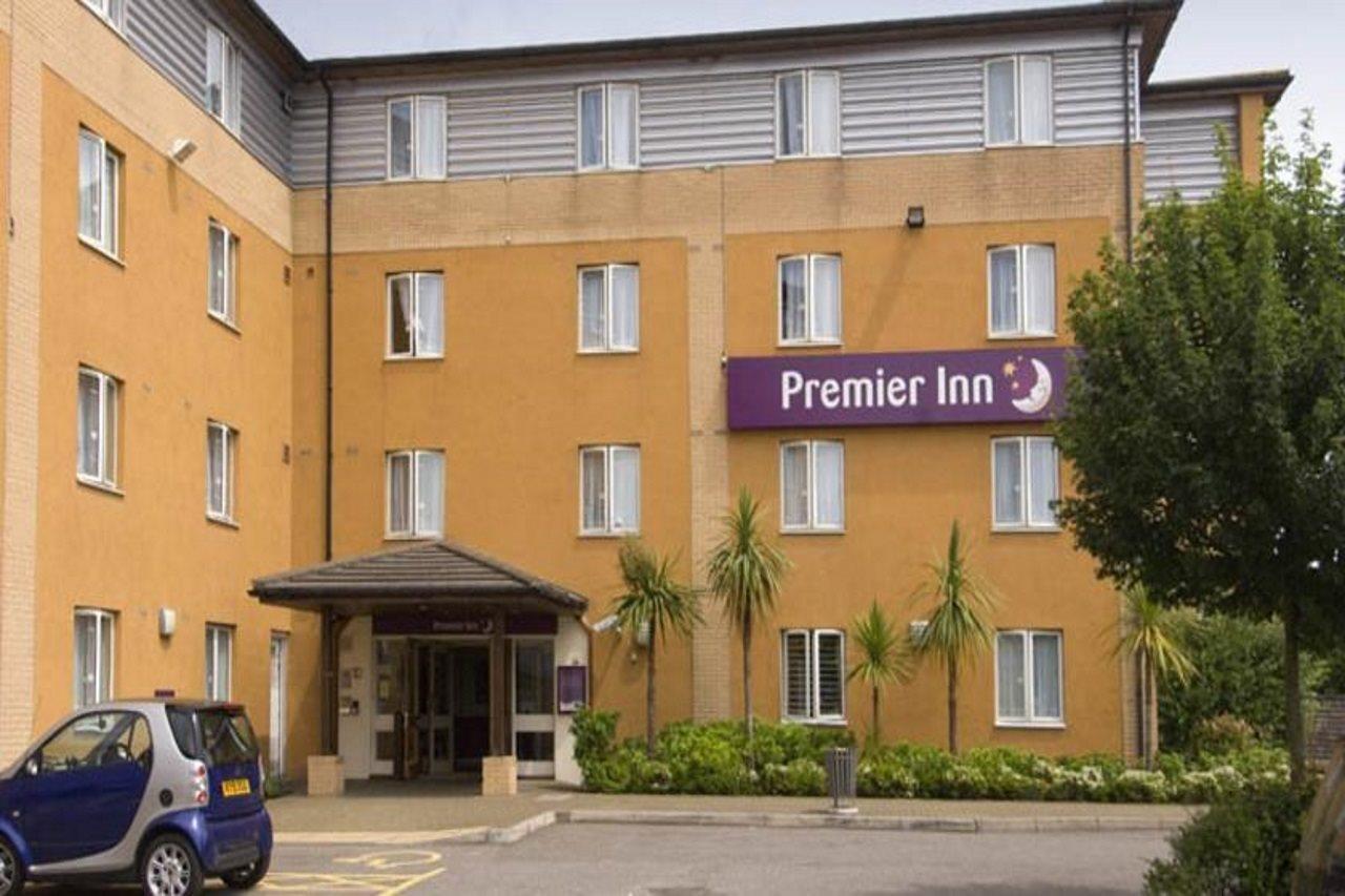Premier Inn London Croydon West - Purley A23 ภายนอก รูปภาพ
