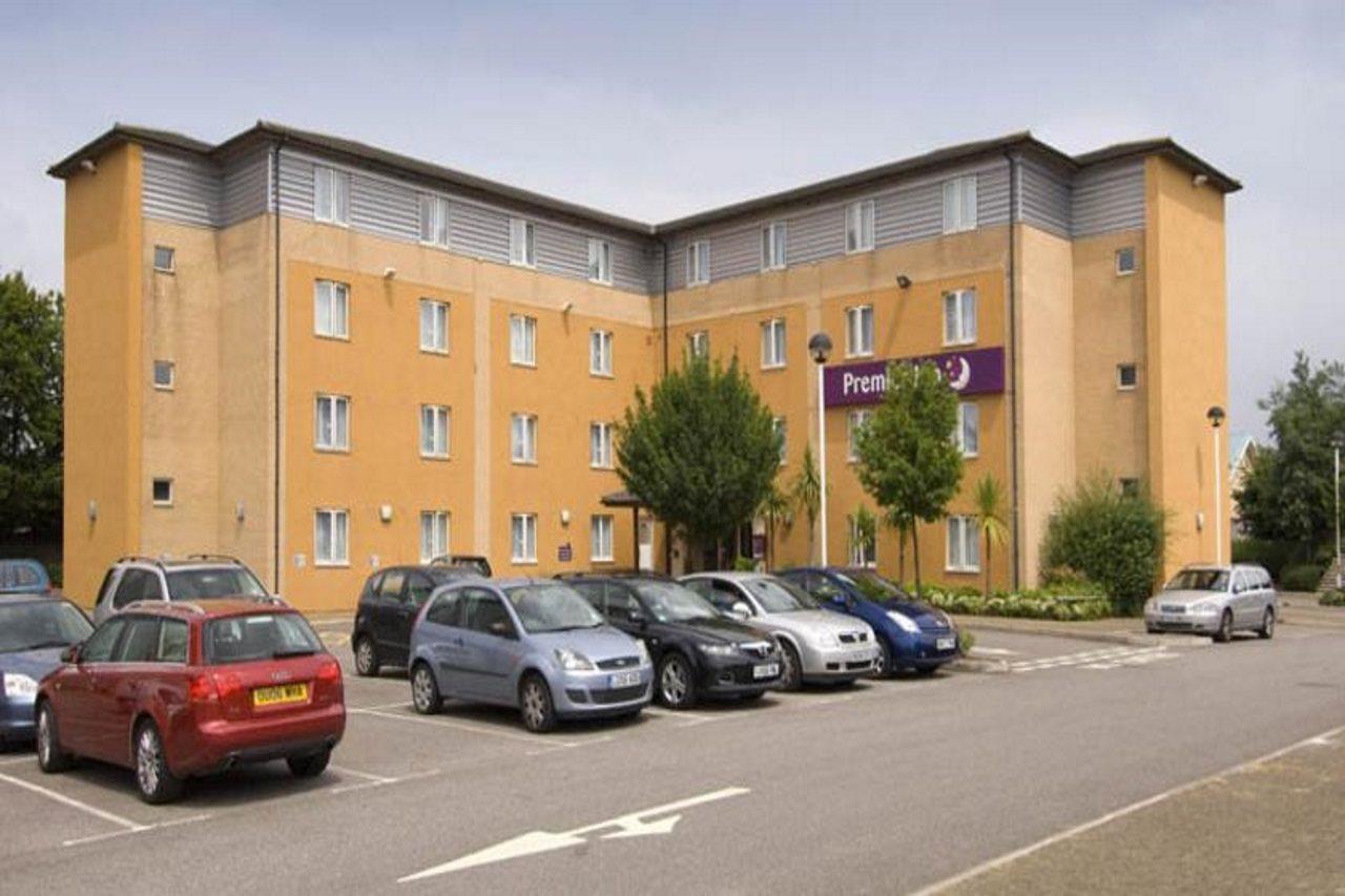 Premier Inn London Croydon West - Purley A23 ภายนอก รูปภาพ